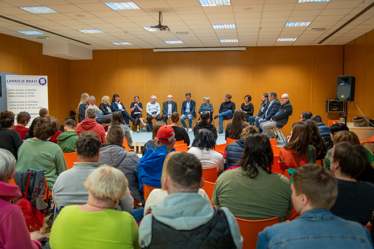 Okrogla_miza_Dostopne_volitve_2026_12-_3-_2026